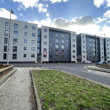 Deluxe New Build 2 Bedroom 2 Bathroom Apartment - Free Secure Parking Manchester Eksteriør bilde
