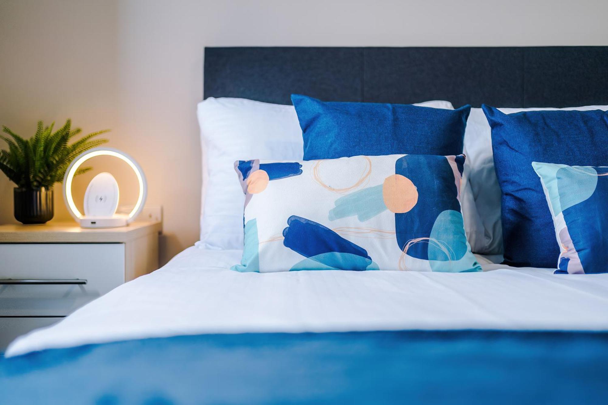 Deluxe New Build 2 Bedroom 2 Bathroom Apartment - Free Secure Parking Manchester Eksteriør bilde