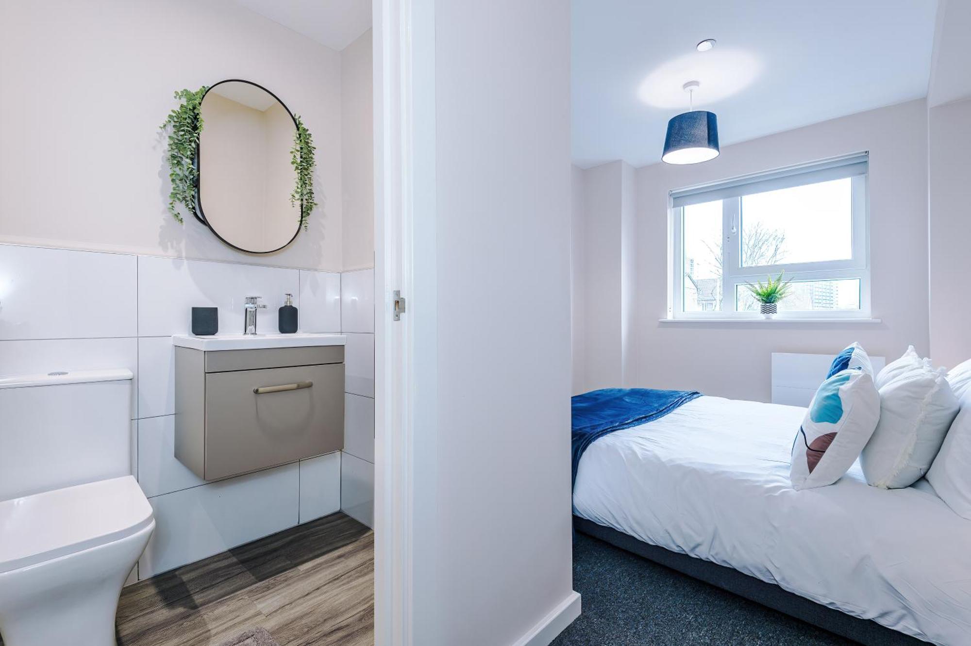 Deluxe New Build 2 Bedroom 2 Bathroom Apartment - Free Secure Parking Manchester Eksteriør bilde